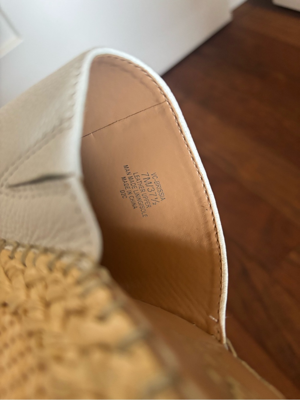 Vince Camuto- SZ 7 NWOT Brissia Espadrille Wedge Mules White Leather. - Picture 9 of 15